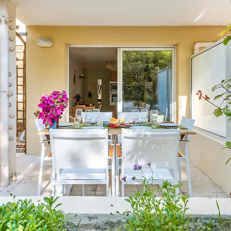Bao Location - Ideal Pro & Groupe - Calme - Lumineux - Wifi - Terrasse - Jardin - A 2km - Proche Centre Ville, Gare, Commerces - Parking Prive