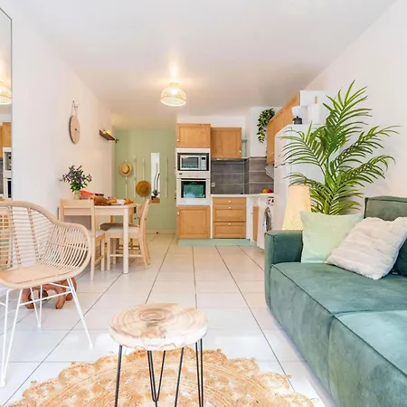 Appartamento Le Regimbaud - Ideal Pro&groupe - Parking Privé&gratuit - Terrasse - Calme - Lumineux - Wifi - Terrasse - Jardin - à 2km - Proche Centre Ville, Gare, Commerces I Bao Location *